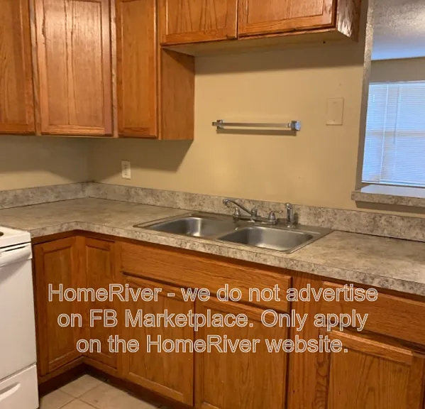 9525 Spottswood Rd — Photo 5