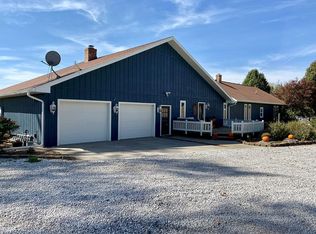 5680 N Coon Hunter Rd, Bruceville, IN 47516