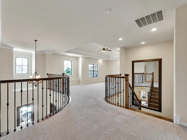 1602 Meg Dr — Photo 25