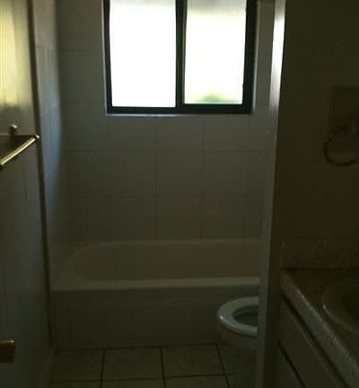 5th image of 501 Curry Ct