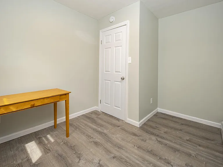 79 14th St #2 — Photo 16