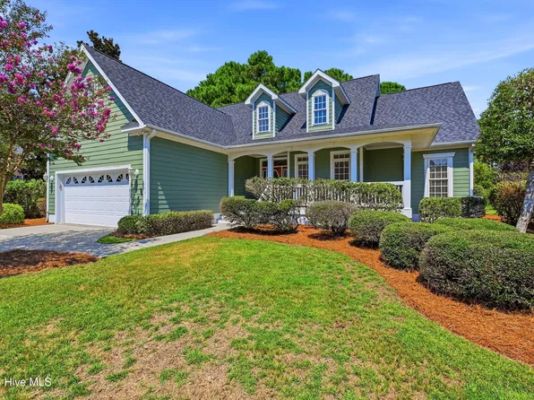 3398 St James Drive SE, Southport, NC 28461