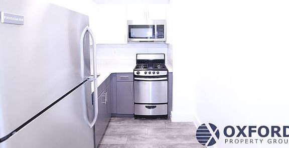 5th image of 41-40 Denman St #B5