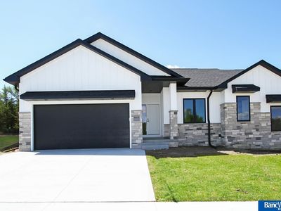 6851 Weigel Bay, Lincoln, NE, 68516
