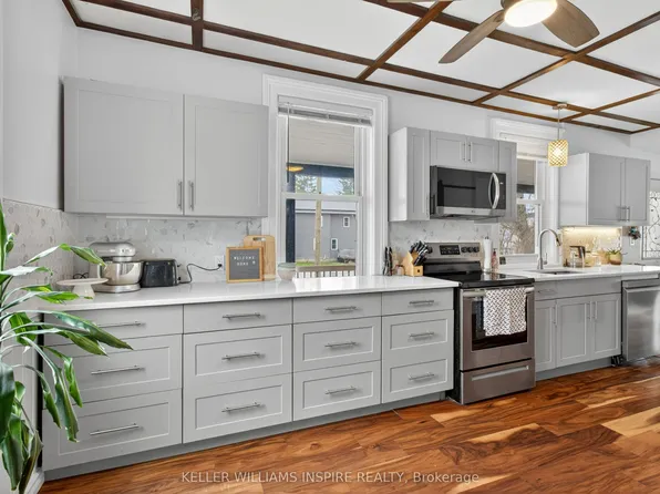 22 Concession St, Westport, ON K0G 1X0