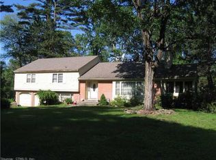 48 Brookside Dr, Wilbraham, MA 01095