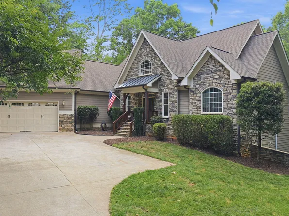 1001 Browning Pl, Youngsville, NC 27596