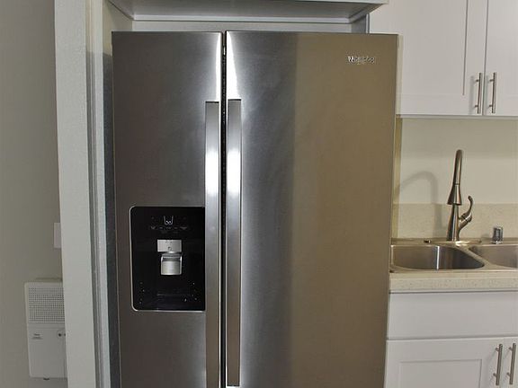 5th image of 3020 E Mariquita St APT 4