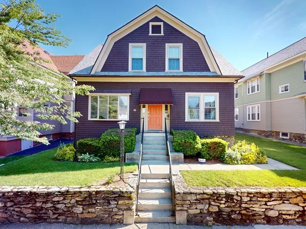 30 Hartshorn Ave, Worcester, MA 01602