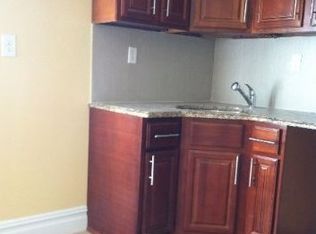 8720 102nd St, Jamaica, NY 11418