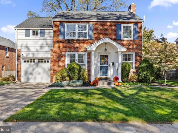 1520 Chatham Rd, Camp Hill, PA 17011