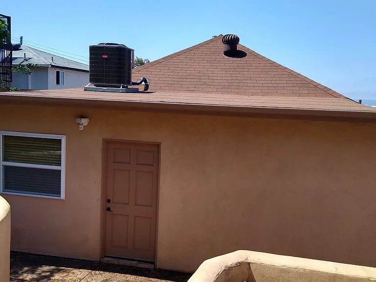 1562 Linwood St — Photo 19