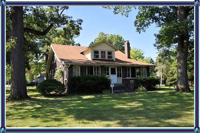 1st image of 621 E Margaret St