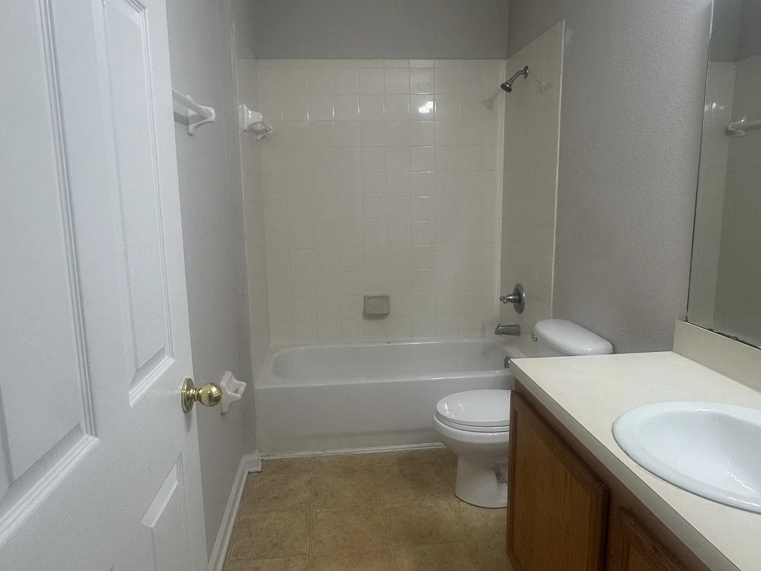 5260 Collins RD #1504 - 1 — Photo 4