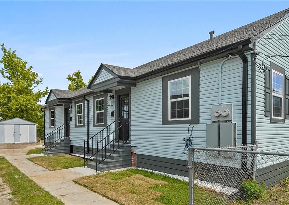 1st image of 3019 Allen St
