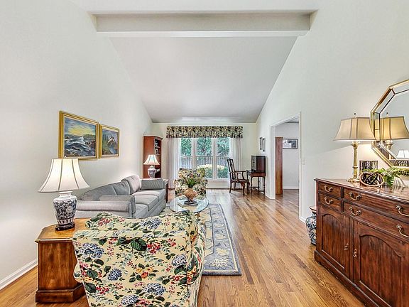 5th image of 1111 E Vargo Ln