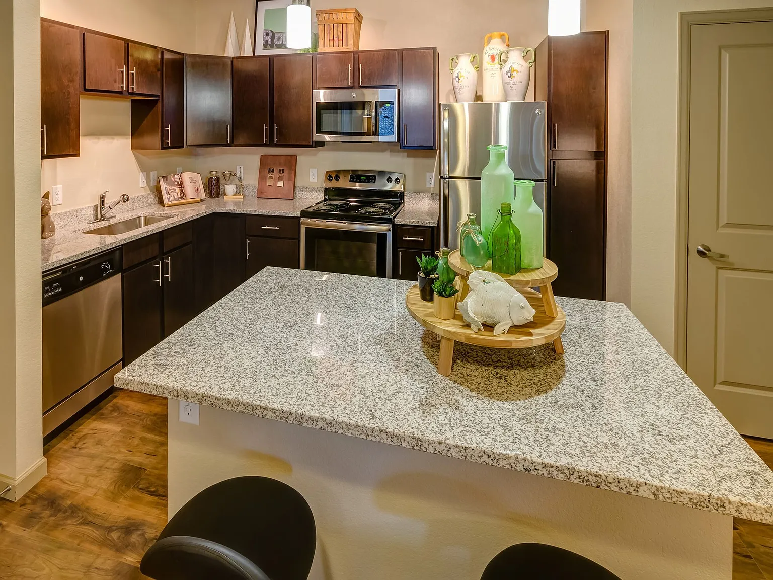 Granite 550 — Photo 2
