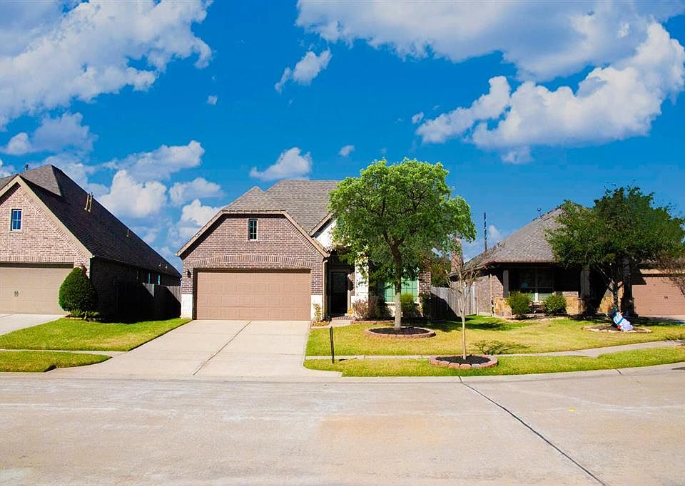 1st image of 23010 Greystone Heritage Ln