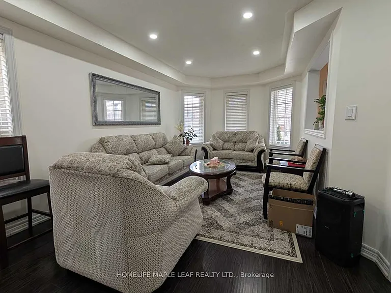 342 Van Kirk Dr — Photo 3