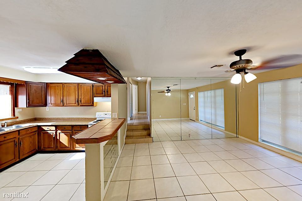 2216 SW 47th Ave Fort Lauderdale FL