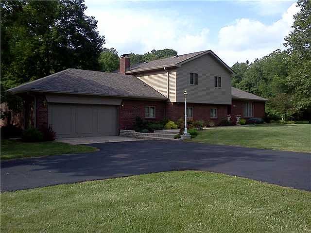 1st image of 3988 Hillside Dr
