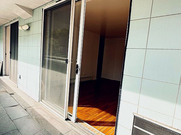 5th image of 325 E 8th St APT 3A