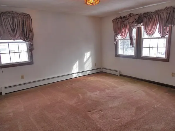 120 Central St #2, Somerville, MA 02143