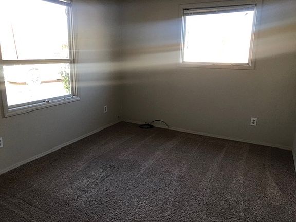 4th image of 3208 Alhambra Dr