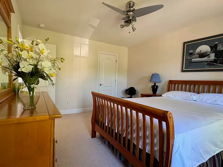 715 Quartz Crystal Pl — Photo 3