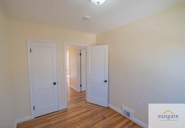 1444 Meridene Dr — Photo 28