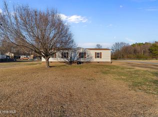 1236 Daw Pate Road NE, Pikeville, NC 27683