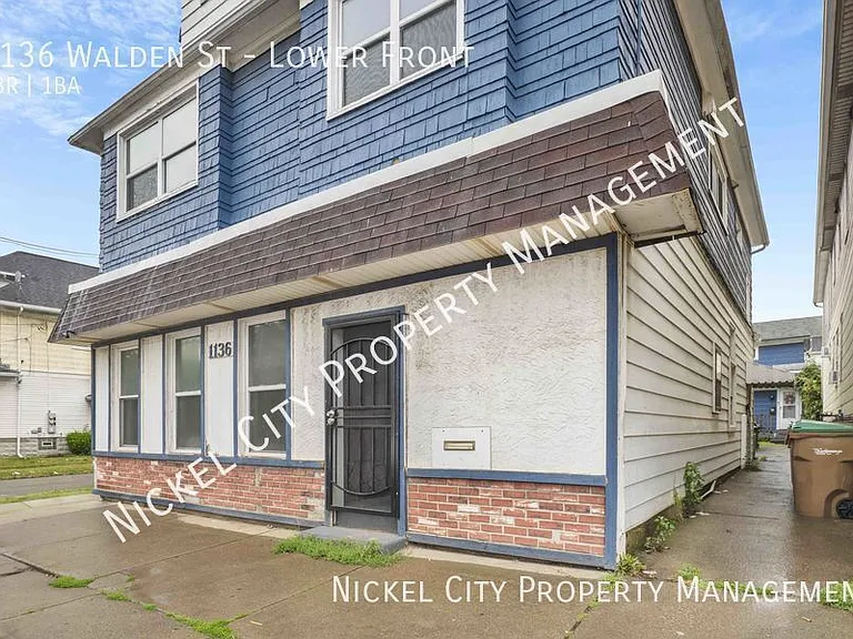 1136 Walden Ave #LOWER FRONT — Photo 16
