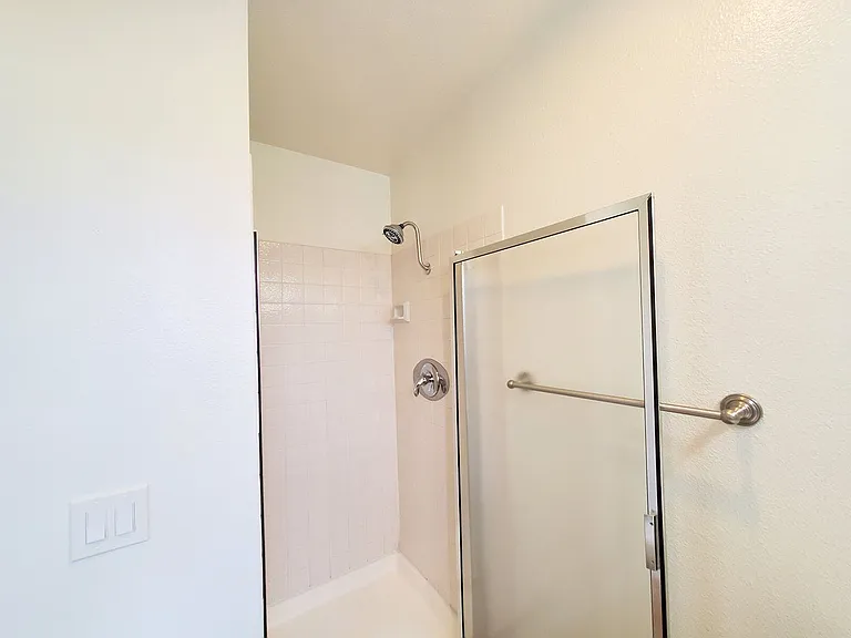 5614 Lauretta St — Photo 15