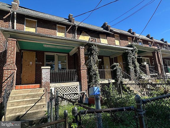 2nd image of 1502 19th St SE