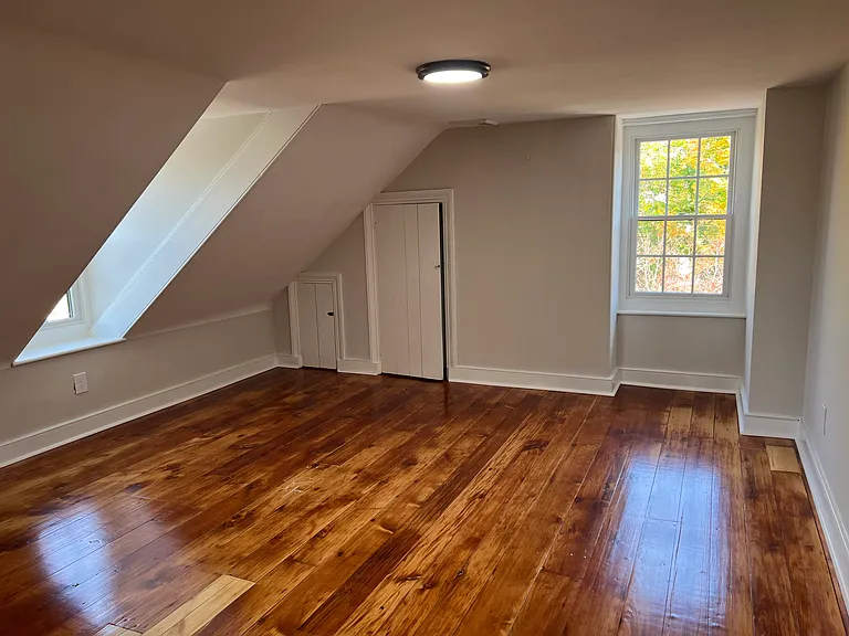151 W Maple Ave #5 — Photo 22