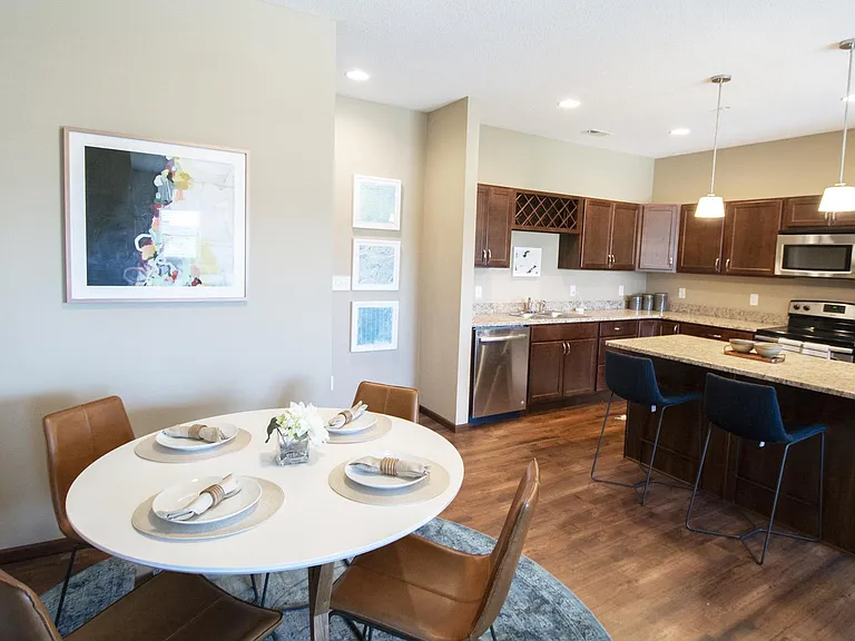 6950 Stagecoach Dr — Photo 1