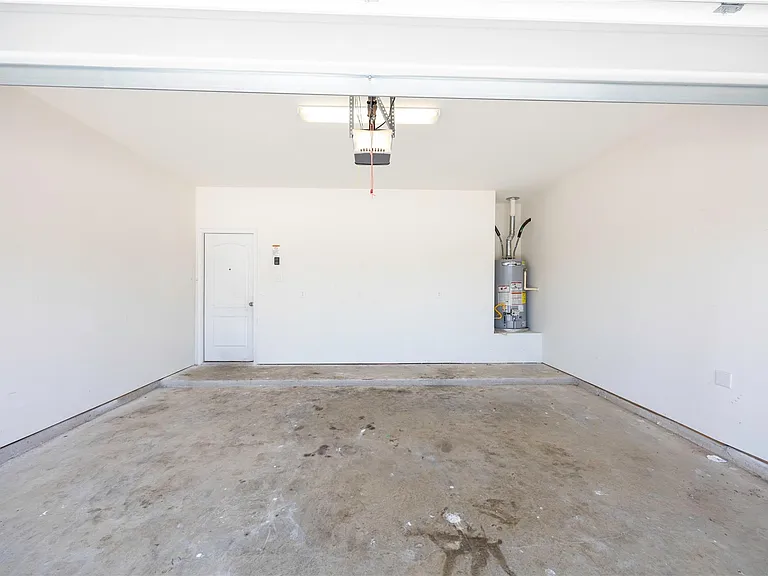 6021 Diamond Sky Ln — Photo 26
