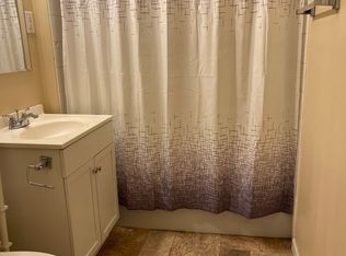 523 S State St APT 2, Springfield, IL 62704