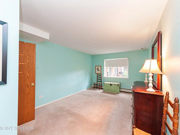 5th image of 2407 E Brandenberry Ct APT 1K