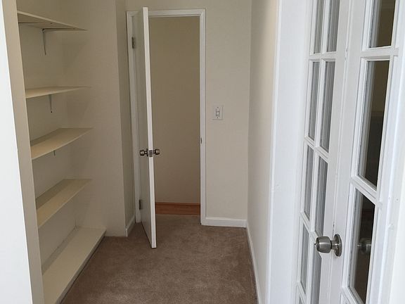5th image of 1312 N Beverly Glen Blvd