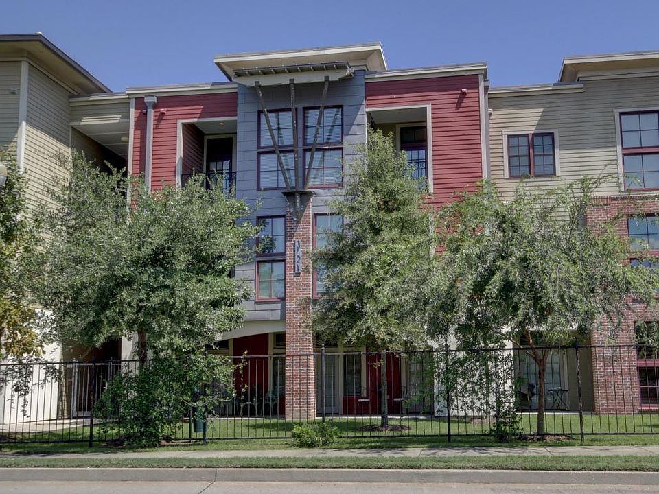 1st image of 1121 Camellia Blvd Unit 303
