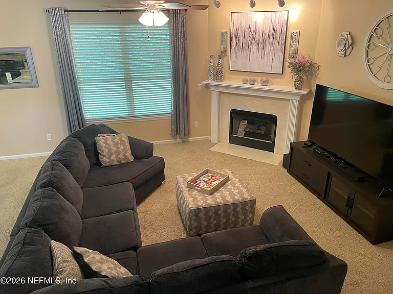 2543 Willow Creek Dr — Photo 7