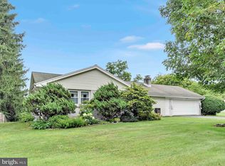 1746 Old Forge Rd, Annville, PA 17003