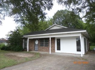 134 6th St, West Point, MS 39773