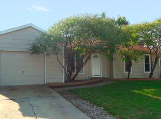 4401 Hummingbird Dr, Fort Collins, CO 80526