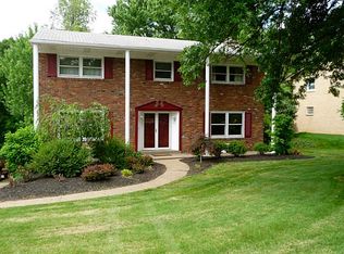 233 Shafer Rd, Coraopolis, PA 15108