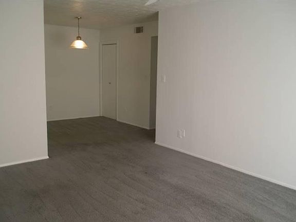 living / dining room