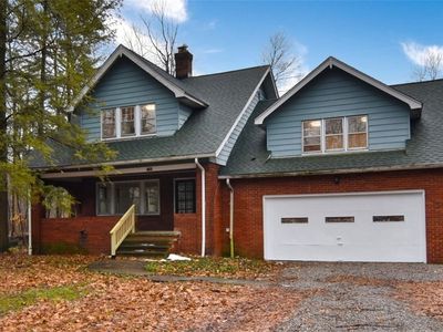 1703 Wood Rd, Cleveland Heights, OH, 44121