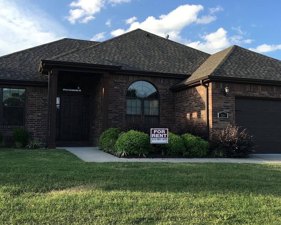 1st image of 3208 SW Briar Creek Ave