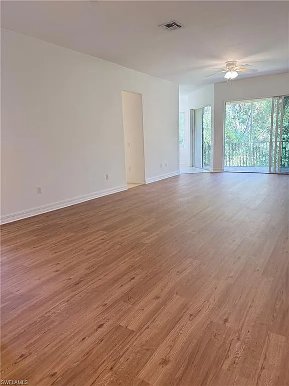 4 bed, 2.0 bath, 2024 sqft, $2,050 — Photo 4
